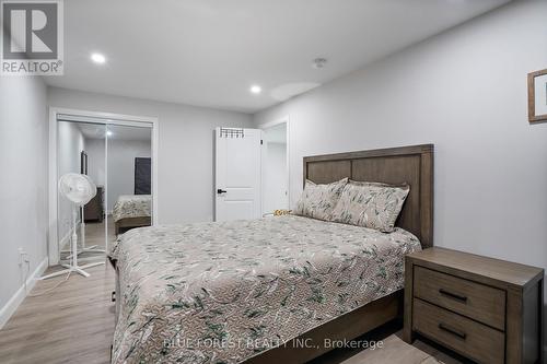 1516 North Wenige Drive, London, ON - Indoor Photo Showing Bedroom