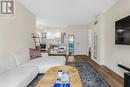 907 - 40 Scollard Street, Toronto, ON  - Indoor Photo Showing Living Room 