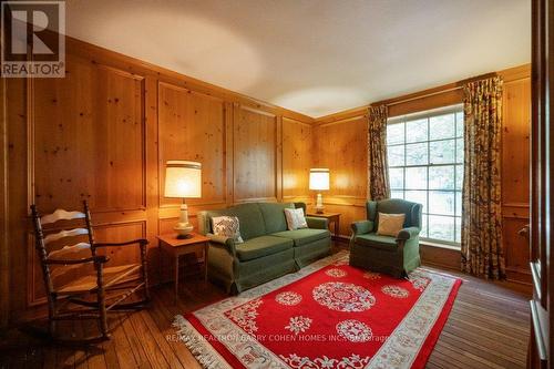 52 Daneswood Road, Toronto, ON - Indoor Photo Showing Living Room