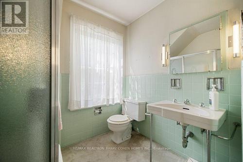 52 Daneswood Road, Toronto (Bridle Path-Sunnybrook-York Mills), ON - Indoor Photo Showing Bathroom