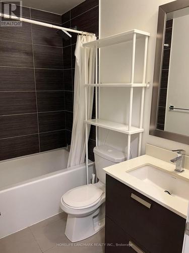 2601 - 11 Bogert Avenue, Toronto, ON - Indoor Photo Showing Bathroom