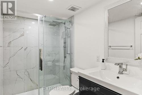 35 Pooles Road, Springwater (Midhurst), ON - Indoor Photo Showing Bathroom