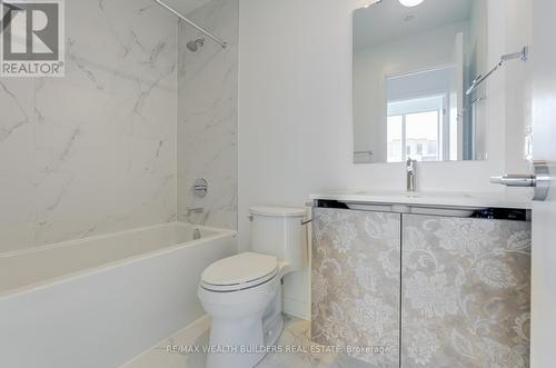 123 - 3020 Trailside Drive, Oakville, ON - Indoor Photo Showing Bathroom