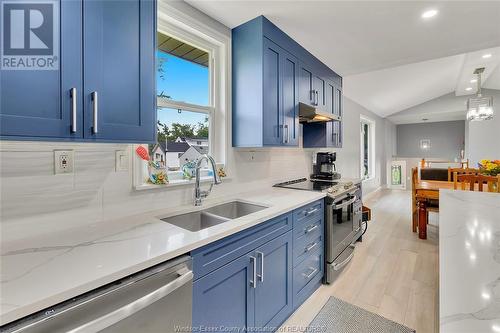 1745 Balfour, Windsor, ON - Indoor Photo Showing Kitchen With Double Sink With Upgraded Kitchen