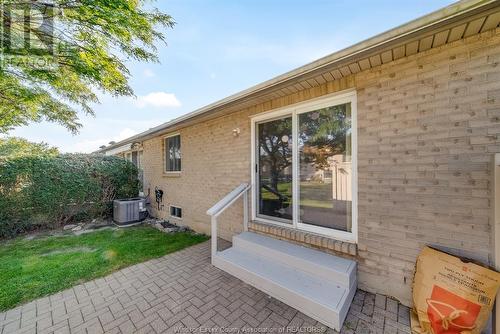 4596 Gapam Court, Windsor, ON - Outdoor With Exterior