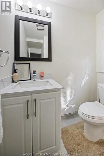 456 Askin Avenue Unit# Upper, Windsor, ON - Indoor Photo Showing Bathroom