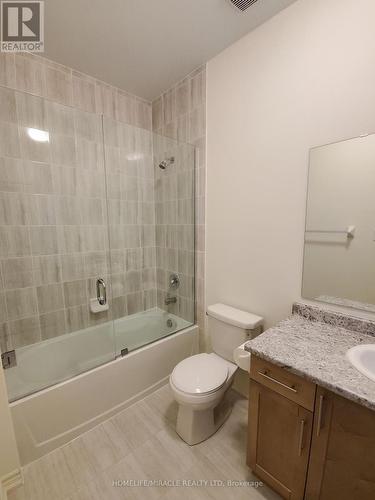 18 Bachelor Street W, Brampton, ON - Indoor Photo Showing Bathroom