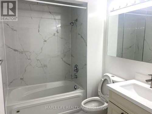 9 Foxhound Court, Toronto (Bayview Woods-Steeles), ON - Indoor Photo Showing Bathroom