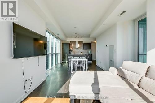 2603 - 9 Bogert Avenue, Toronto, ON - Indoor Photo Showing Dining Room