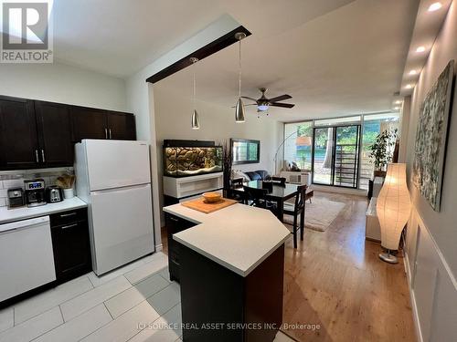 116 - 30 Fashion Roseway, Toronto, ON - Indoor Photo Showing Kitchen