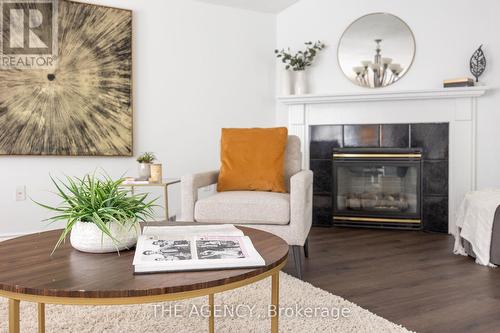 10 Karen Court, Brampton (Fletcher'S West), ON - Indoor Photo Showing Living Room With Fireplace