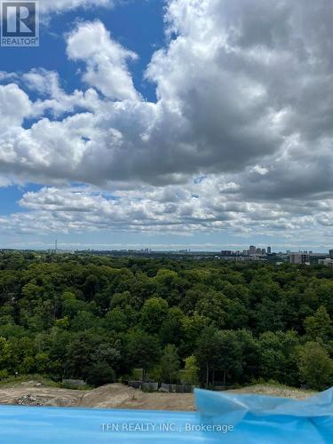 518 - 10 Deerlick Court, Toronto (Parkwoods-Donalda), ON - Outdoor With View