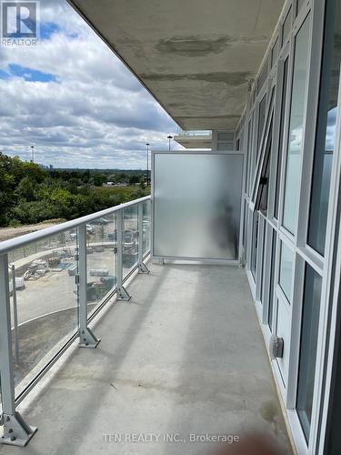 518 - 10 Deerlick Court, Toronto, ON - Outdoor With View With Exterior