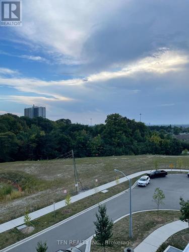 518 - 10 Deerlick Court, Toronto, ON - Outdoor With View