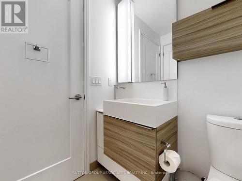 3904 - 88 Scott Street, Toronto, ON - Indoor Photo Showing Bathroom