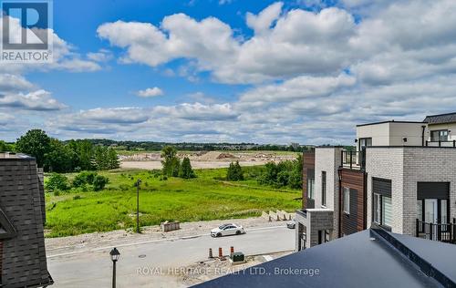 5 Schmidt Lane, Markham, ON - Outdoor With View