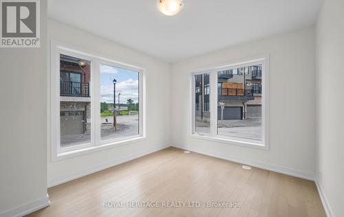 5 Schmidt Lane, Markham, ON - Indoor Photo Showing Other Room