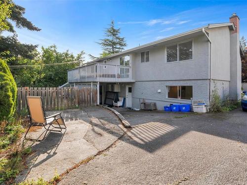 1872 Ventura Way, Saanich, BC 