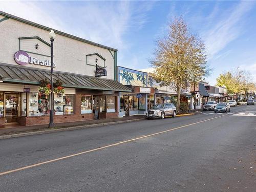 226 5Th St, Courtenay, BC 