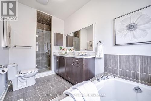 114 Beckett Avenue, Markham, ON - Indoor Photo Showing Bathroom