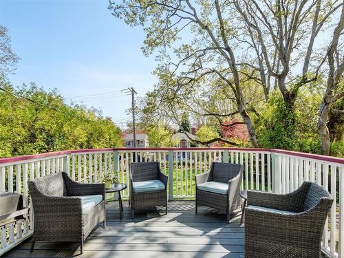 1003 Davie St, Victoria, BC - Outdoor With Deck Patio Veranda With Exterior