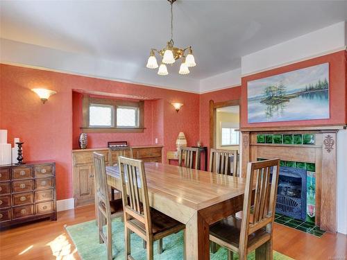 1003 Davie St, Victoria, BC - Indoor Photo Showing Dining Room