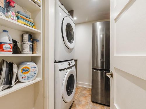 Laundry room - 110-1333 Rue Notre-Dame O., Montréal (Ville-Marie), QC - Indoor Photo Showing Laundry Room