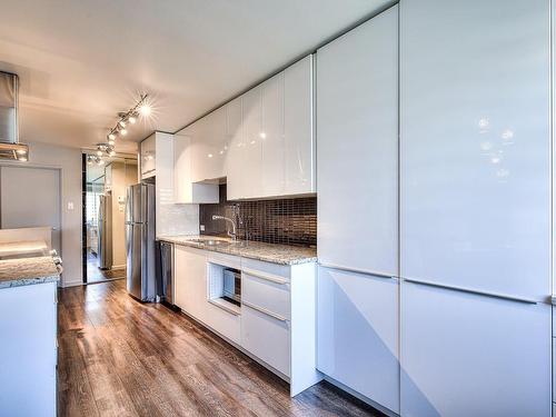 Cuisine - 121-2080 Rue Mayfield, Laval (Chomedey), QC - Indoor Photo Showing Kitchen With Double Sink