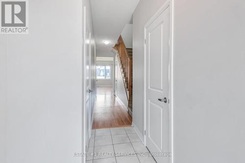 163 Freedom Crescent, Hamilton, ON - Indoor Photo Showing Other Room