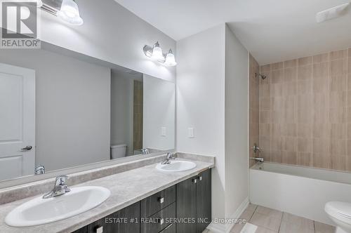 163 Freedom Crescent, Hamilton, ON - Indoor Photo Showing Bathroom