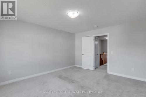 163 Freedom Crescent, Hamilton, ON - Indoor Photo Showing Other Room