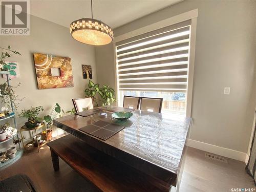 224 Valley Meadow Court, Swift Current, SK - Indoor Photo Showing Dining Room