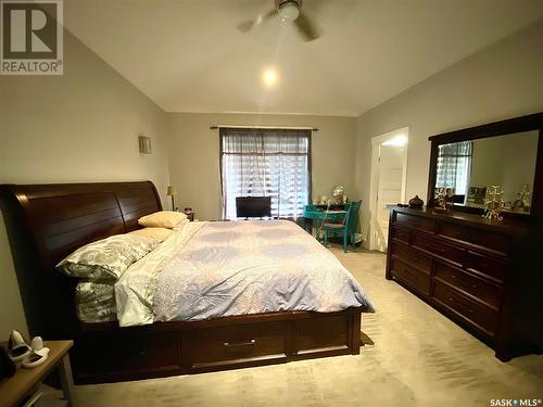 224 Valley Meadow Court, Swift Current, SK - Indoor Photo Showing Bedroom