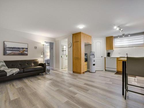 Salon - 1103 Rue Cousineau, Prévost, QC - Indoor Photo Showing Living Room