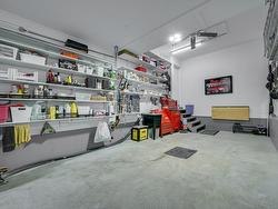 Garage - 