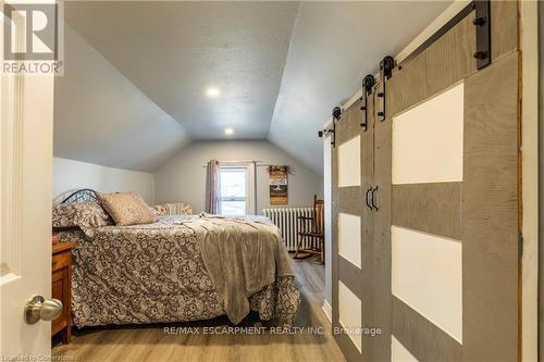 77 Poulette Street, Hamilton (Kirkendall), ON - Indoor Photo Showing Bedroom