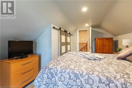 77 Poulette Street, Hamilton, ON - Indoor Photo Showing Bedroom