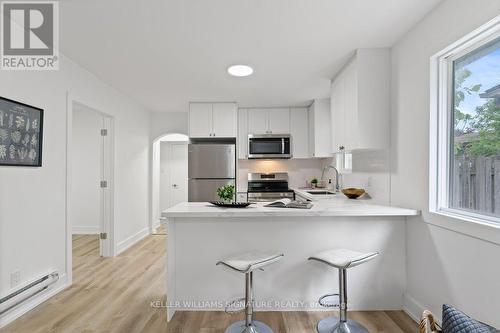 34 Rykert Street, St. Catharines, ON - Indoor Photo Showing Kitchen With Upgraded Kitchen