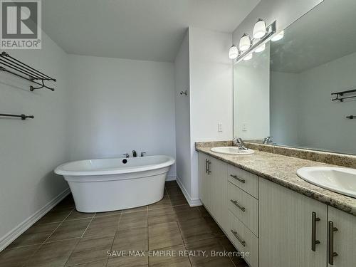 6291 Sam Iorfida Drive, Niagara Falls, ON - Indoor Photo Showing Bathroom