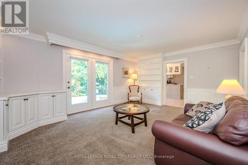 79 Lyon Avenue, Guelph (Exhibition Park), ON - Indoor Photo Showing Living Room