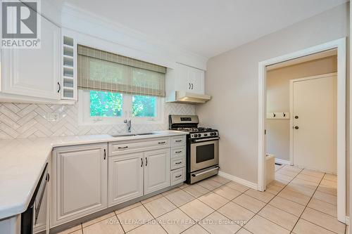 79 Lyon Avenue, Guelph (Exhibition Park), ON - Indoor Photo Showing Kitchen