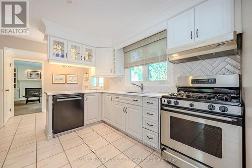 79 Lyon Avenue, Guelph (Exhibition Park), ON - Indoor Photo Showing Kitchen