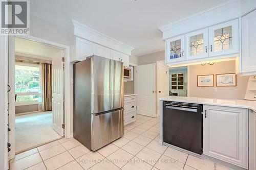 79 Lyon Avenue, Guelph (Exhibition Park), ON - Indoor Photo Showing Kitchen