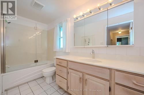 79 Lyon Avenue, Guelph (Exhibition Park), ON - Indoor Photo Showing Bathroom