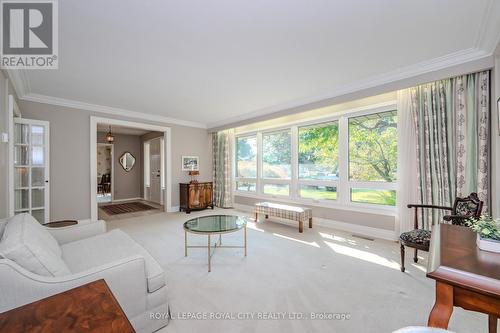 79 Lyon Avenue, Guelph (Exhibition Park), ON - Indoor Photo Showing Living Room