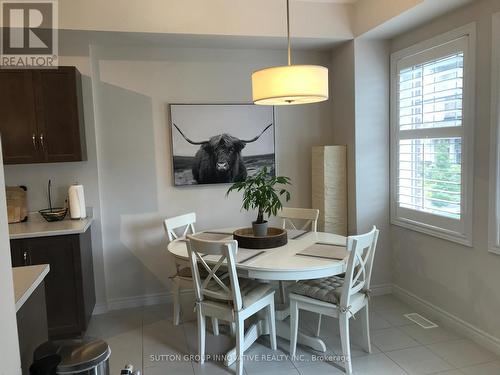 16 Birot Lane, Hamilton, ON - Indoor Photo Showing Dining Room