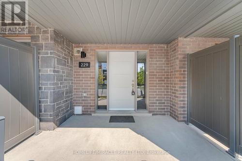 229 West Oak Trail, Kitchener, ON - Outdoor With Exterior