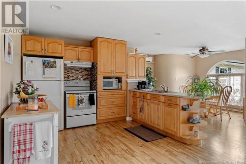 278-280 Des Breau, Cocagne, NB - Indoor Photo Showing Kitchen