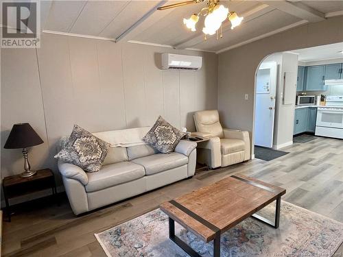 2 Condon Crescent, Lakeville, NB - Indoor Photo Showing Living Room