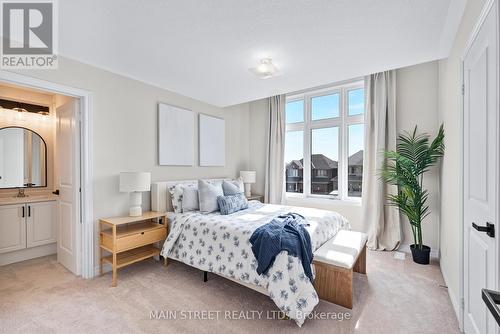 15 Ainslie Hill Crescent, Georgina, ON - Indoor Photo Showing Bedroom